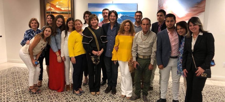 El Consulado General de Colombia en Miami celebró con éxito el Festival de Primavera y su tradicional Noche de Galería