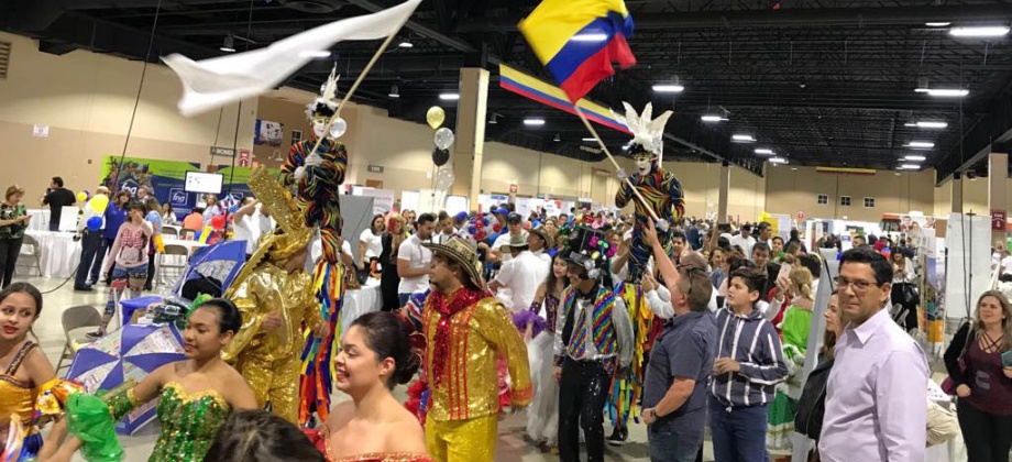 Más de 6 mil personas asistieron a la VI Feria de Servicios para colombianos en la Florida
