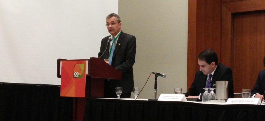 Embajador de Colombia en Canadá, Convención PDAC, sector minero