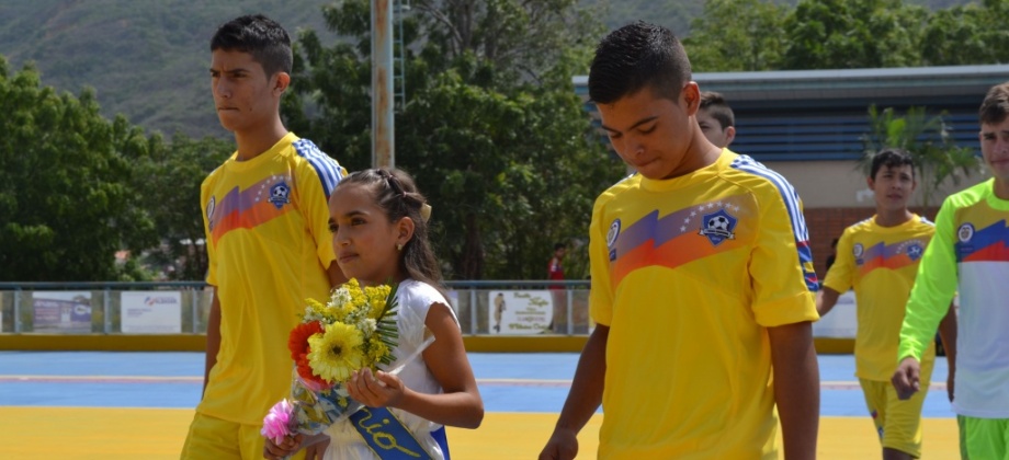 En el II Torneo de Fútbol de Integración Fronteriza Binacional participan equipos de Cúcuta y Villa del Rosario en representación de Colombia y San Antonio y San Cristóbal por la República Bolivariana de Venezuela.