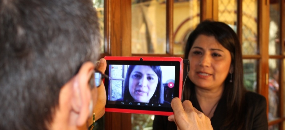 Jaqueline Espitia Arias, Cónsul General de Colombia, anunció ante la prensa mexicana el homenaje a los artistas colombianos.