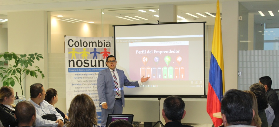 En el Consulado de Colombia en Guadalajara se reunieron emprendedores colombianos para establecer redes de negocio