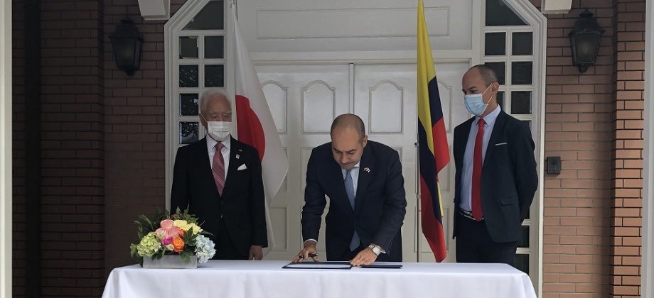 Posesión del Cónsul Honorario de Colombia en Osaka