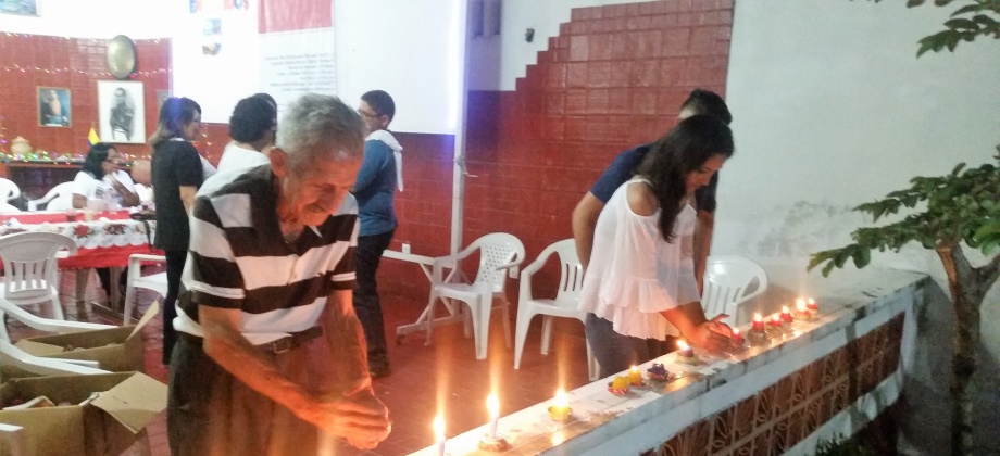 Consulado de Colombia en Manaos conmemoró la tradicional noche de las velitas de Navidad