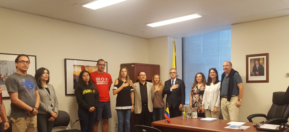 Inició la jornada electoral presidencial 2018 para la segunda vuelta en el Consulado de Colombia en Toronto