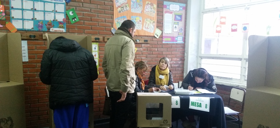 Consulado de Colombia en Buenos Aires concluyó con normalidad la segunda vuelta de elecciones presidenciales