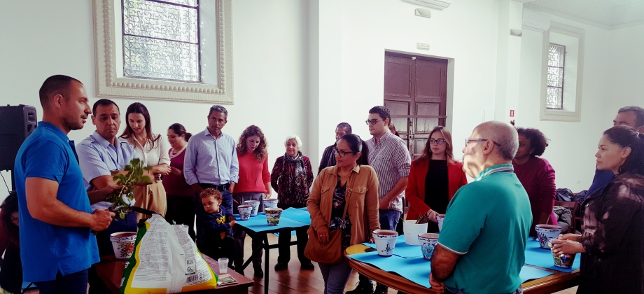 El Consulado de Colombia en Sevilla conmemoró junto a connacionales el Día Nacional de la Memoria y la Solidaridad con las Víctimas del Conflicto