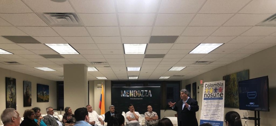El Consulado de Colombia en Newark realizó el taller ‘Estrategias para el uso óptimo de las redes sociales’