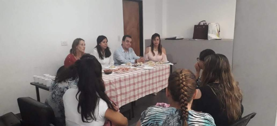 El Consulado de Colombia en Buenos Aires celebró Navidad con mujeres privadas de la libertad