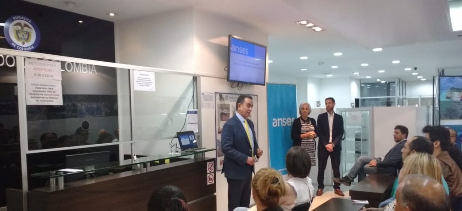 Consulado de Colombia en Buenos Aires ofreció charla sobre tema Administración Nacional de La Seguridad Social – ANSES a la comunidad colombiana