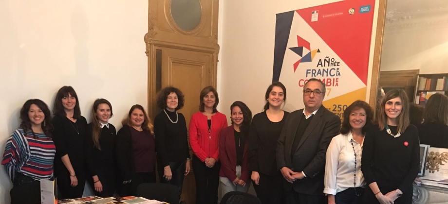La Canciller María Ángela Holguín asistió a la presentación del balance del Año Colombia Francia