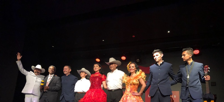 El Consulado de Colombia asistió al concierto de arpa llanera 