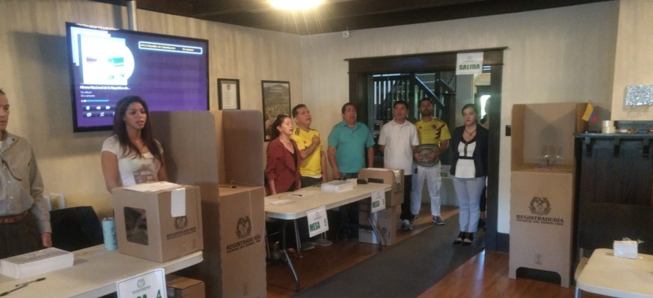 Consulado de Colombia en Calgary inició último día de votaciones para elecciones presidenciales