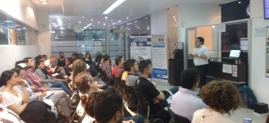 La segunda sesión del ciclo de charlas para emprendedores se realizó con éxito en el Consulado de Colombia en Buenos Aires