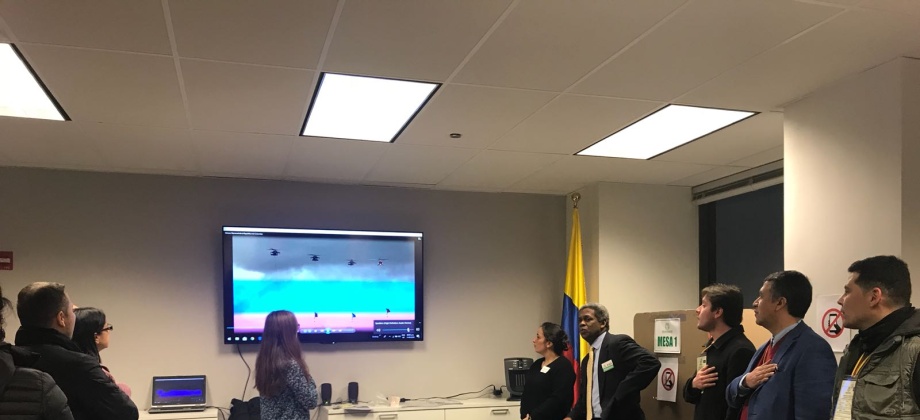 Consulado de Colombia en Chicago inició jornada final del proceso electoral en el exterior para Congreso y consultas interpartidistas 2018