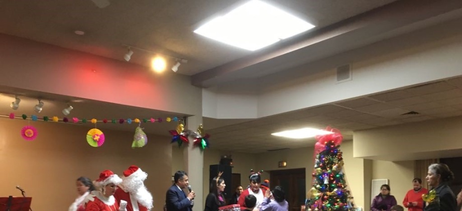 Consulado de Colombia en Chicago celebró novena de Navidad con la comunidad de connacionales