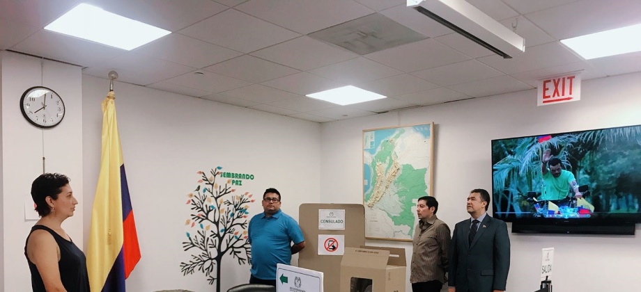 Inició la jornada electoral presidencial 2018 para la segunda vuelta en el Consulado de Colombia en Chicago