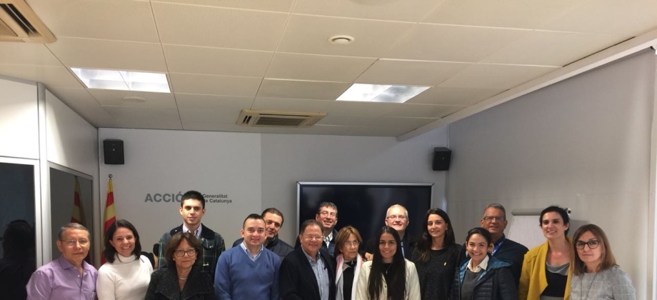 Cónsul General de Colombia en Barcelona acompañó a la delegación colombiana que participó en el encuentro Cluster de Excelencia Clínica 