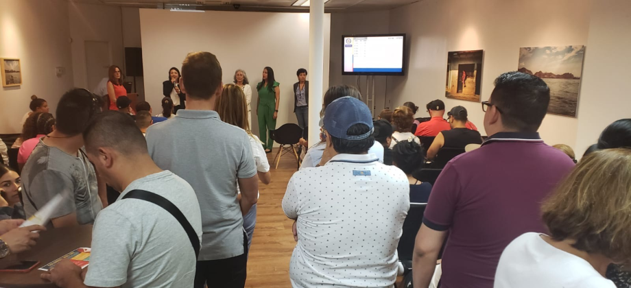 Con aliados como el Departamento de Labor, el Sábado Consular tuvo una jornada dedicada a apoyar a los connacionales 