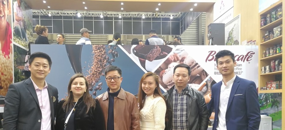 Cónsul de Colombia en Shanghái sostuvo un encuentro con la Representante de la Federación Nacional de Cafeteros de Colombia 