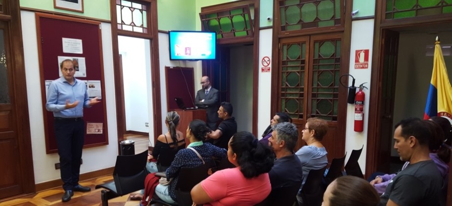 Consulado de Colombia en Las Palmas de Gran Canaria organizó charla informativa sobre temas de nacionalidad