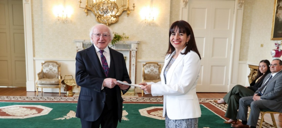 La Embajadora Patricia Cortés Ortiz presentó sus cartas credenciales al Presidente de Irlanda, Michael D. Higgins