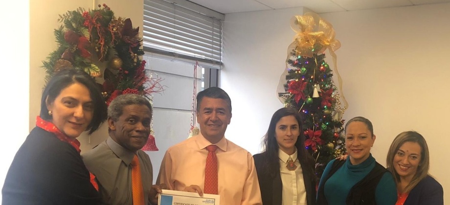 El Consulado de Colombia en Chicago se une a la conmemoración del Día Internacional de la Eliminación de la Violencia Contra las Mujeres