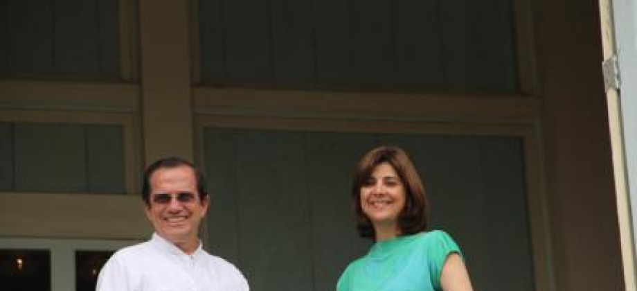 Bogotá, (Sep. 12 / 12). El viernes 14 de septiembre en Medellín, la  Ministra de Relaciones Exteriores María Ángela Holguín Cuéllar, sostendrá el séptimo encuentro  bilateral con su homólogo ecuatoriano, Ricardo Patiño Aroca.