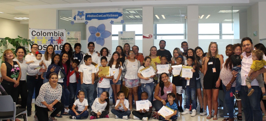 Consulado de Colombia en Guadalajara conmemoró el “Día de la Memoria y Solidaridad con las Víctimas del Conflicto” bajo el lema “no me olvides, 8 años con las Víctimas”