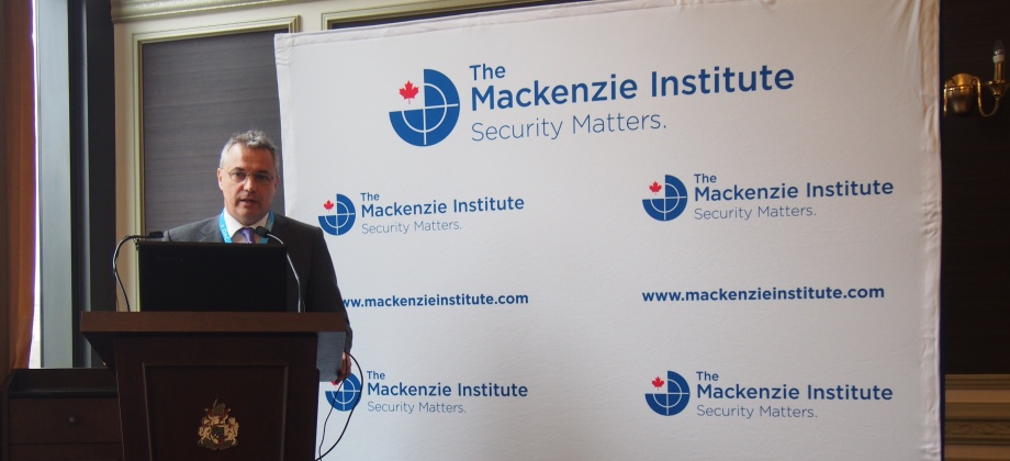 Embajador Nicolás Lloreda presentó la coyuntura de Colombia en el evento organizado por el Mackenzie Institute 