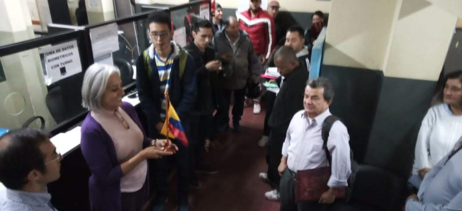 Con la participación de 130 personas se realizó las jornadas del Consulado Móvil y el Encuentro Consular Comunitario