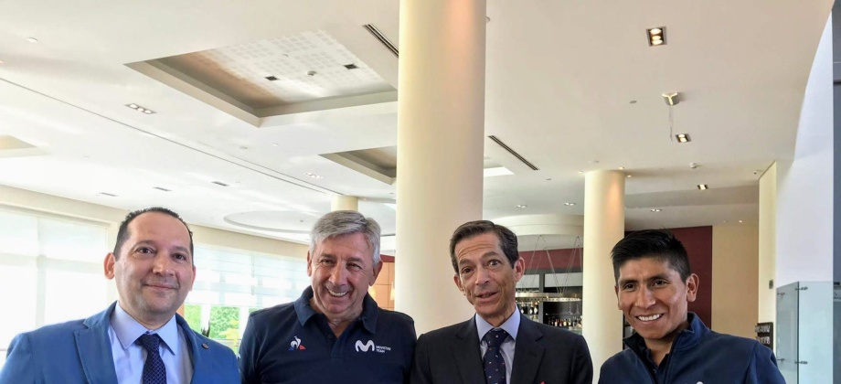 El Embajador de Colombia en Bélgica saludó al ciclista colombiano Nairo Quintana