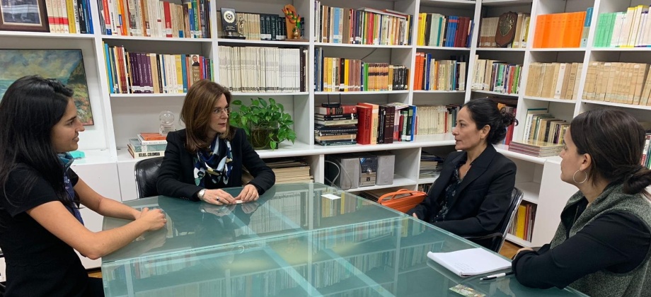 Cónsul Berenguer se reunió con dos emprendedoras colombianas que participan en el programa The Fortune – U.S. Department of State Global Women’s Mentoring Partnership