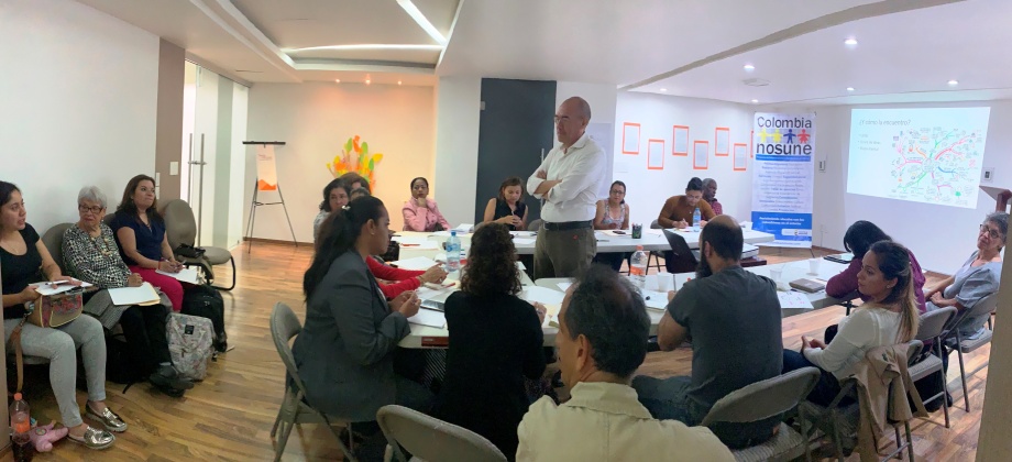 Con éxito se realizó el taller de emprendimiento para impulsar ideas de negocio entre la comunidad 