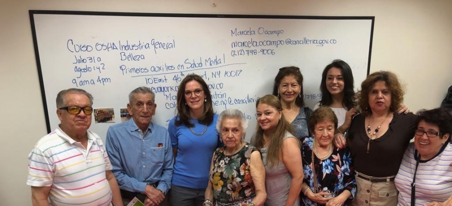 En el Consulado en Nueva York el cuidado del adulto mayor es relevante