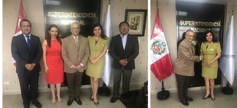 En el encuentro entre el Cónsul de Colombia en Lima y la Superintendente Nacional de Migraciones dialogaron sobre migración e inserción laboral de los connacionales 