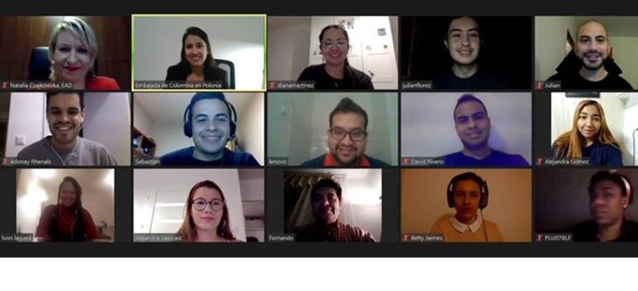En el marco de la celebración del Día Nacional del Colombiano Migrante inició el curso de polaco