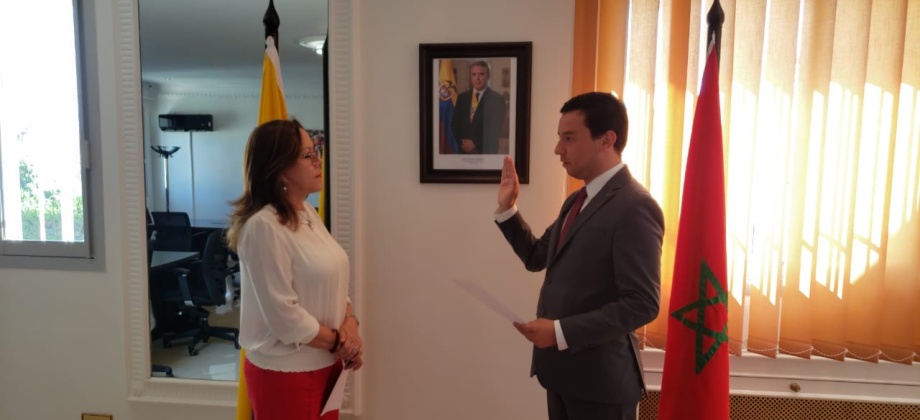 Ante la Embajadora de Colombia en Marruecos tomó posesión como Encargado de funciones Consulares Francisco Torres Muñoz