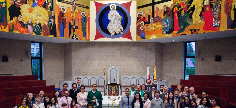 Embajada y Consulado de Colombia en Polonia organizó una misa para conmemorar el Día de la Independencia de 2017
