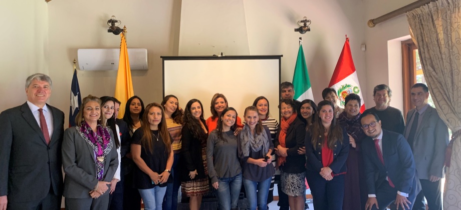 Taller de emprendimiento en el marco del  Encuentro Consular Comunitario