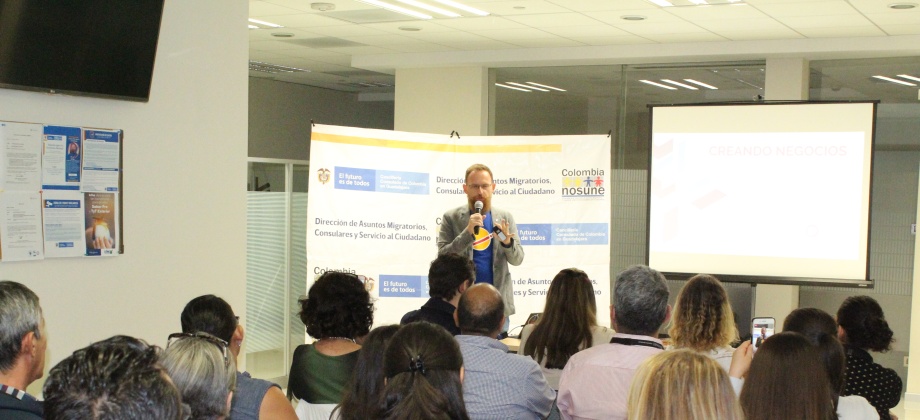 En la sede dell Colombia en Guadalajara realizó el taller introductorio a economía naranja