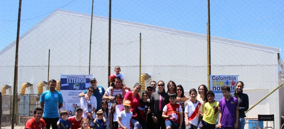 Consulado de Colombia organizó clases de fútbol