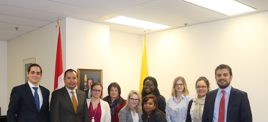 Embajada de Colombia en Canadá recibió visita de estudiantes de la Universidad Estado de Nueva York