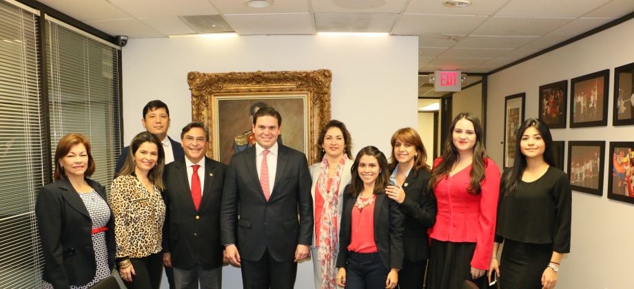 Embajador de Colombia en Estados Unidos se reunió con la comunidad de connacionales en Houston