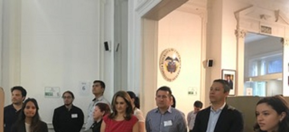 empezó en Londres a la 2: 00 a.m., hora colombiana 