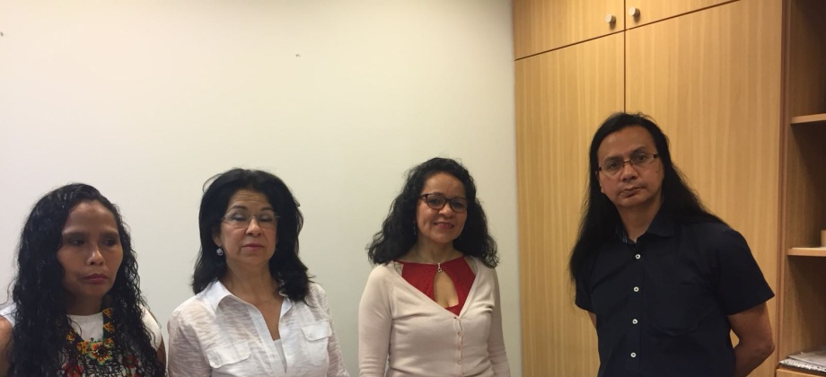 Inició la jornada electoral presidencial 2018 para la segunda vuelta en el Consulado de Colombia en Bilbao