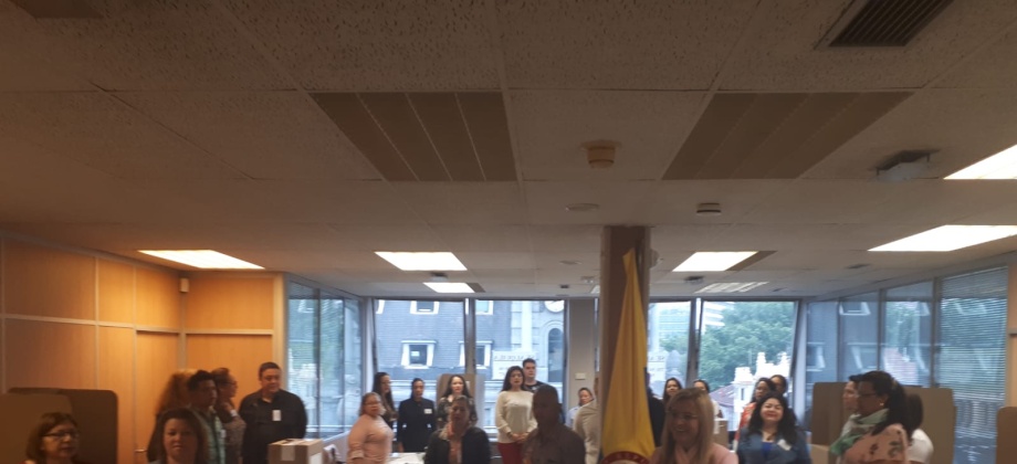 La Segunda vuelta presidencial 2018 culmina hoy domingo 17 de junio en el Consulado de Colombia en Bilbao