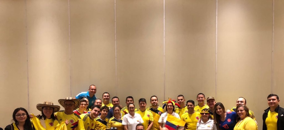 La Embajada y el Consulado en Honduras siguieron junto a connacionales el partido de la Selección Colombia contra Senegal en el Mundial Rusia 2018