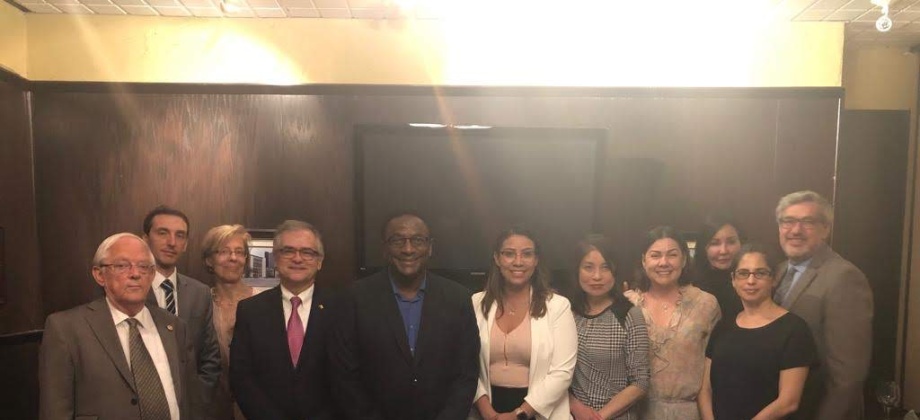 Cónsul colombiano recibió reconocimiento por impulsar la Iniciativa Latinoamericana en Toronto
