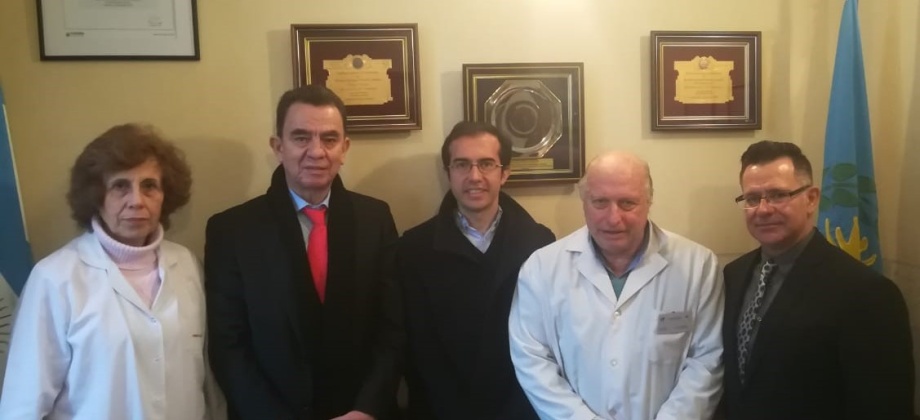 Cónsul Jorge Villamizar Trujillo dialogó con directivas del Hospital General de Agudos ‘Dr. Pedro Fiorito’ sobre la Semana Binacional de la Salud